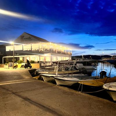 DING - Restaurant Rarita